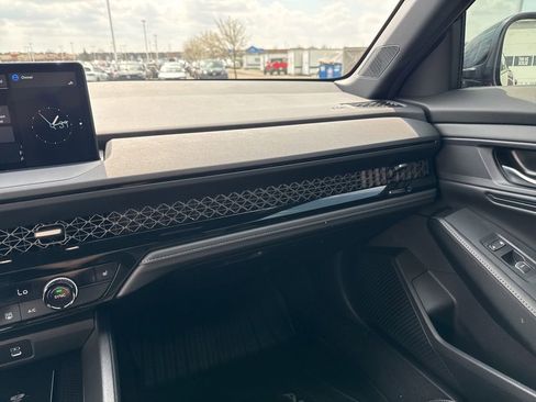 Certified 2025 Honda Accord Sport image 26