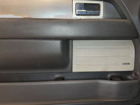 Used 2013 Ford F150 Raptor w/ Luxury Equipment Group image 21