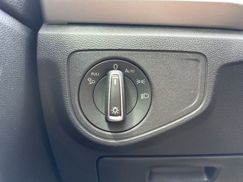 Used 2022 Volkswagen Atlas SE image 27