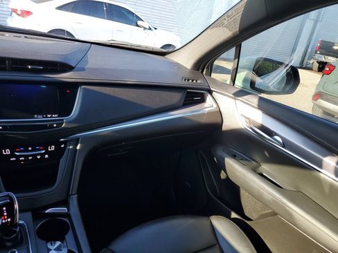Used 2023 Cadillac XT5 Luxury FWD image 14