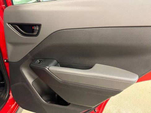 Used 2024 Subaru Crosstrek 2.0i Premium image 24