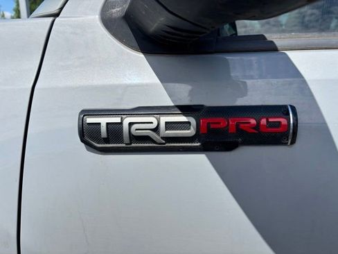 Used 2017 Toyota Tacoma TRD Pro AWD/4WD image 2