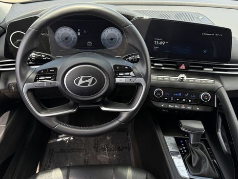 Used 2024 Hyundai Elantra Limited FWD image 12