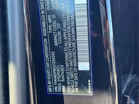 Used 2025 Volvo XC90 T8 Plus w/ Protection Package Premier image 31