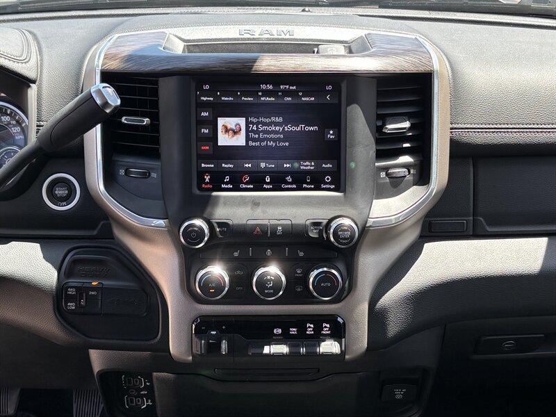 Used 2020 RAM 2500 Laramie AWD/4WD image 16