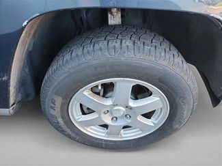 Used 2008 Jeep Grand Cherokee Laredo AWD/4WD video 3