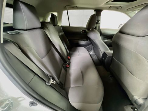 Used 2024 Toyota Corolla Cross LE w/ Moonroof Package AWD/4WD image 25