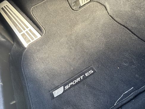 Used 2025 Lexus ES 350 F Sport image 17