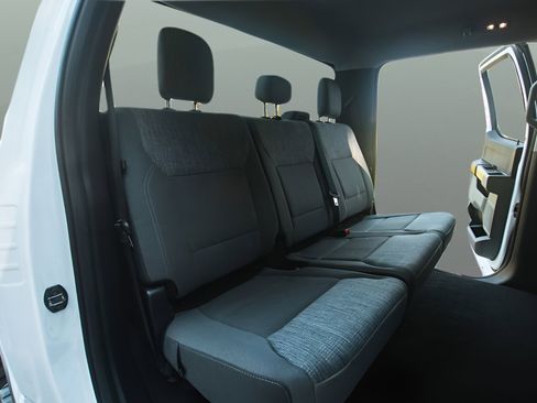 Used 2024 Ford F250 XLT w/ FX4 Off-Road Package image 21