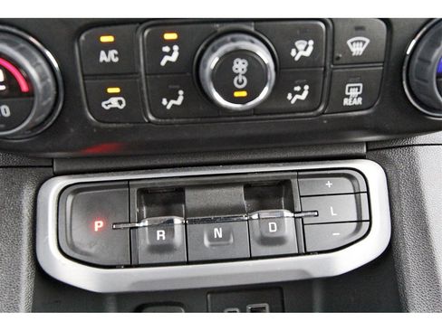 Used 2023 GMC Acadia SLE w/ Driver Convenience Package image 24