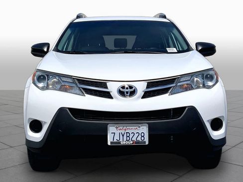 Used 2015 Toyota RAV4 LE AWD/4WD image 3