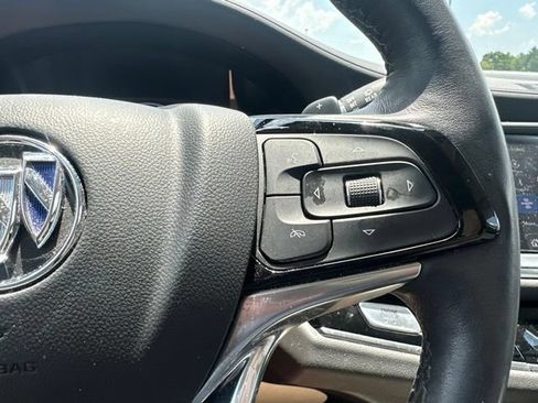 Used 2023 Buick Enclave Avenir FWD image 40