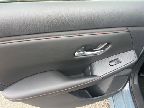 Used 2024 Nissan Sentra SR w/ SR Premium Package image 29