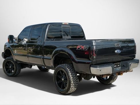 Used 2015 Ford F250 Lariat w/ Lariat Ultimate Package AWD/4WD image 8