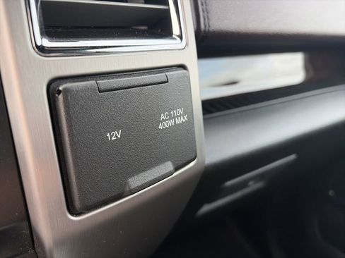 Used 2015 Ford F150 Platinum w/ Equipment Group 701A Luxury RWD image 26