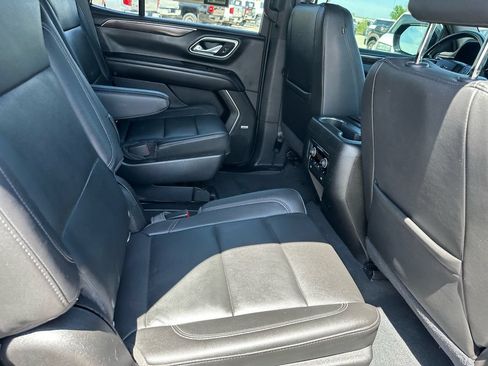 Used 2021 Chevrolet Tahoe Z71 w/ Z71 Signature Package AWD/4WD image 23