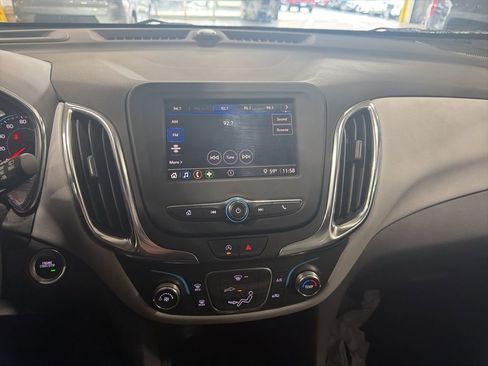 Used 2024 Chevrolet Equinox LS w/ LS Convenience Package image 9