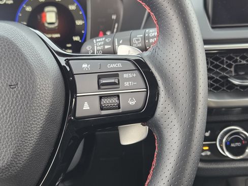 Certified 2025 Acura ADX A-Spec image 28