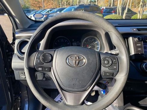 Used 2017 Toyota RAV4 LE image 21