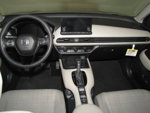 Certified 2023 Honda HR-V LX image 13