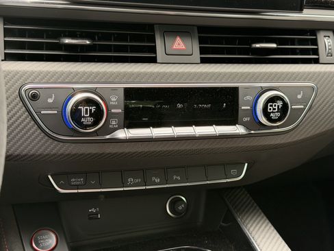 Used 2025 Audi RS 5 Sportback AWD/4WD image 28