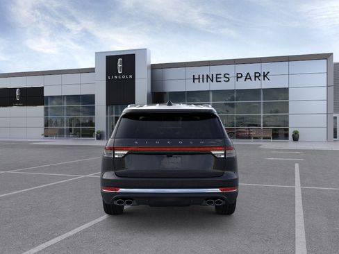 New 2026 Lincoln Aviator AWD image 5