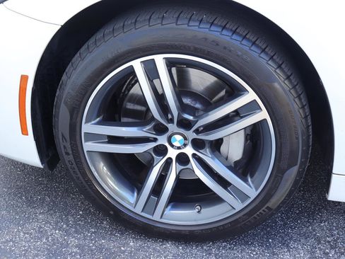 Used 2023 BMW 530i w/ Convenience Package RWD image 37