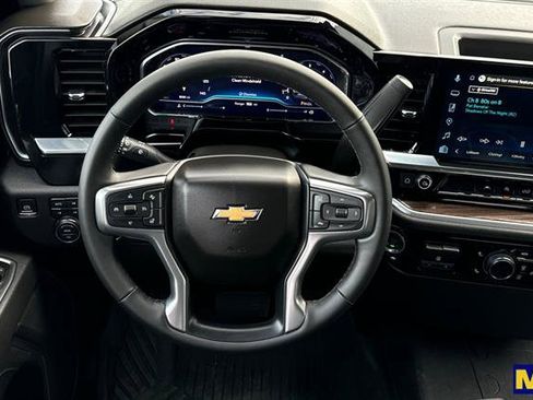 Certified 2025 Chevrolet Silverado 1500 LT image 17