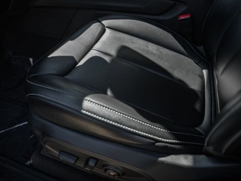 Used 2024 Jeep Grand Cherokee Limited image 35