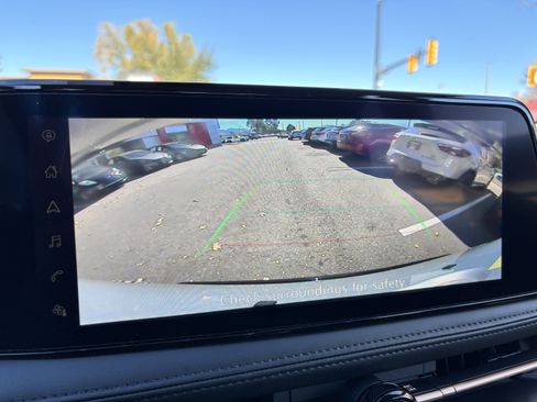 Used 2023 Nissan Ariya AWD image 20