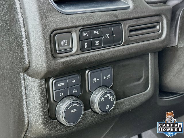 Used 2023 Chevrolet Tahoe LT w/ Luxury Package AWD/4WD image 17