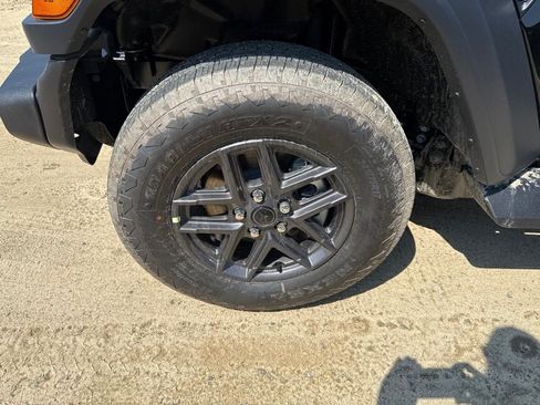 New 2026 Jeep Wrangler Unlimited Sport AWD/4WD image 9