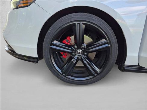 Used 2023 Honda Accord Sport image 13