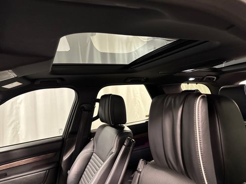 Used 2019 Land Rover Discovery HSE Luxury AWD/4WD image 25