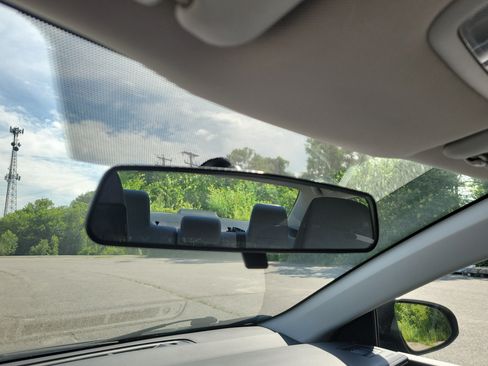 Used 2014 Toyota Corolla L FWD image 26