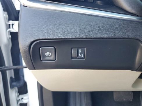 Used 2024 Buick Enclave Essence w/ Experience Buick Package image 14