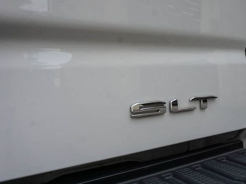 Used 2019 GMC Sierra 1500 SLT w/ SLT Premium Plus Package AWD/4WD image 29