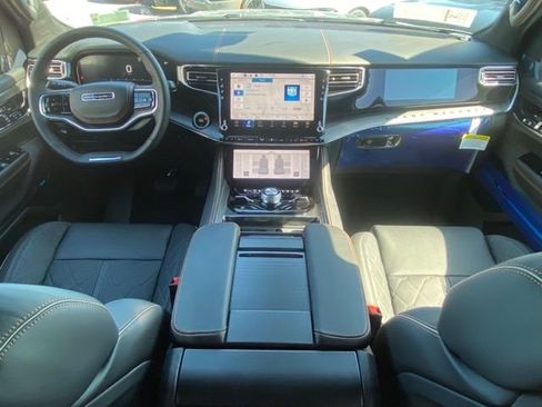 New 2023 Jeep Grand Wagoneer L Series III w/ Quick Order Packagew 28T image 34