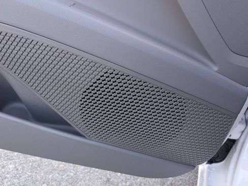 New 2026 Hyundai Elantra SE FWD image 25