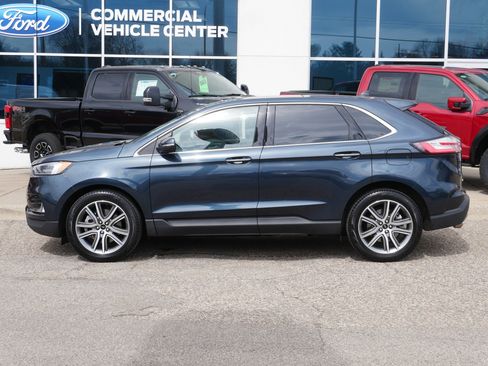 Certified 2024 Ford Edge Titanium w/ Equipment Group 301A AWD/4WD image 26