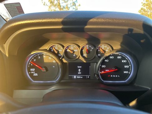 Used 2023 Chevrolet Silverado 1500 Custom Trail Boss image 2