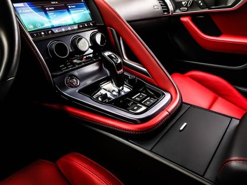 Used 2023 Jaguar F-TYPE Coupe image 5