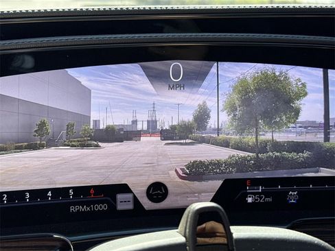 Used 2024 Cadillac Escalade ESV Premium Luxury image 10