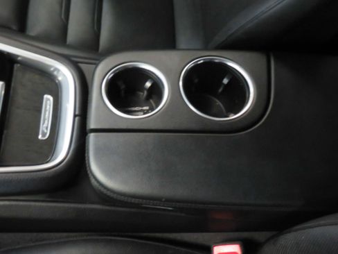 Used 2018 Porsche Panamera 4S image 50