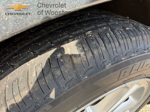 Used 2017 Chevrolet Cruze LT w/ Convenience Package FWD image 11