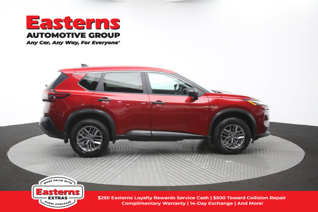 Used 2023 Nissan Rogue S AWD/4WD image 46