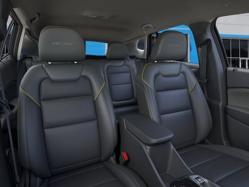 New 2026 Chevrolet Trax ACTIV w/ Driver Confidence Package FWD image 16