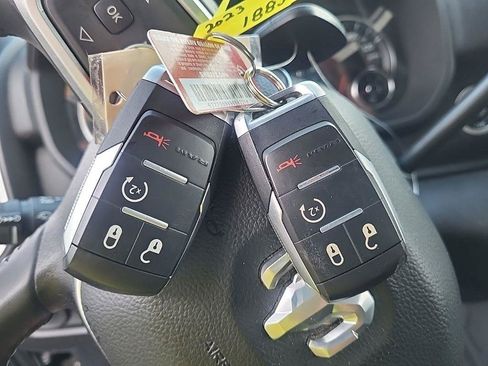 Used 2023 RAM 3500 Big Horn w/ Night Edition AWD/4WD image 16