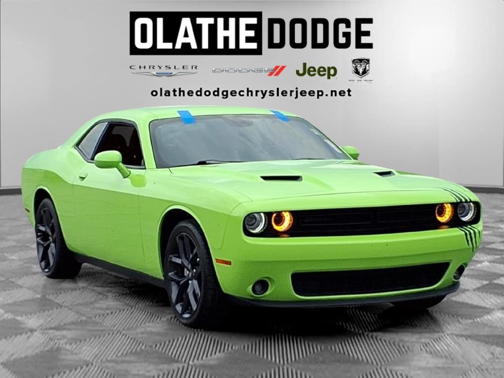 Used 2023 Dodge Challenger SXT w/ Blacktop Package RWD image 28