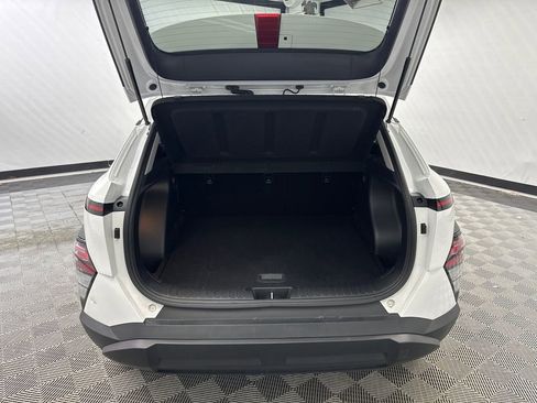 Used 2025 Hyundai Kona SEL FWD image 19
